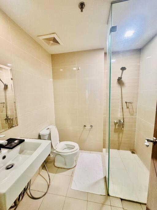 One Uptown Residences Bgc Taguig Eksteriør bilde