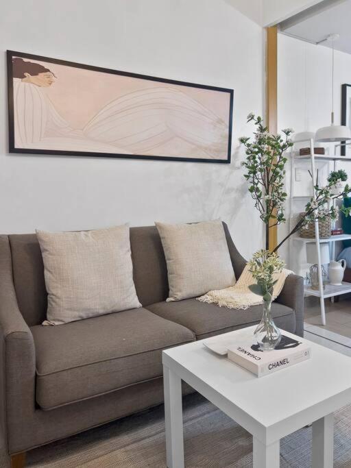 One Uptown Residences Bgc Taguig Eksteriør bilde