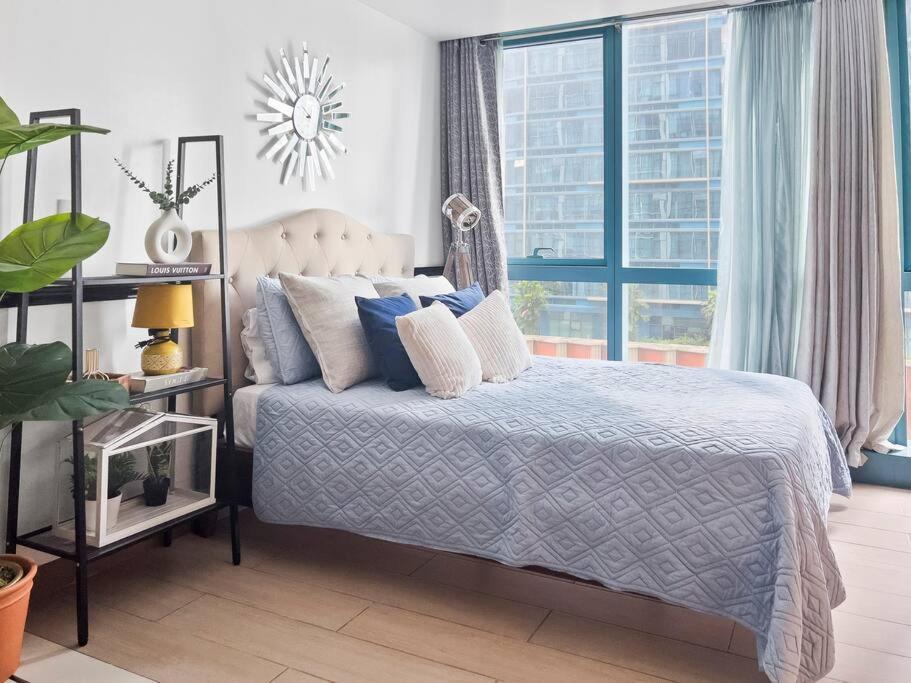 One Uptown Residences Bgc Taguig Eksteriør bilde