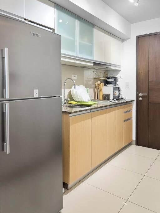 One Uptown Residences Bgc Taguig Eksteriør bilde