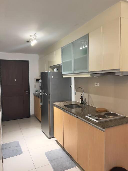 One Uptown Residences Bgc Taguig Eksteriør bilde